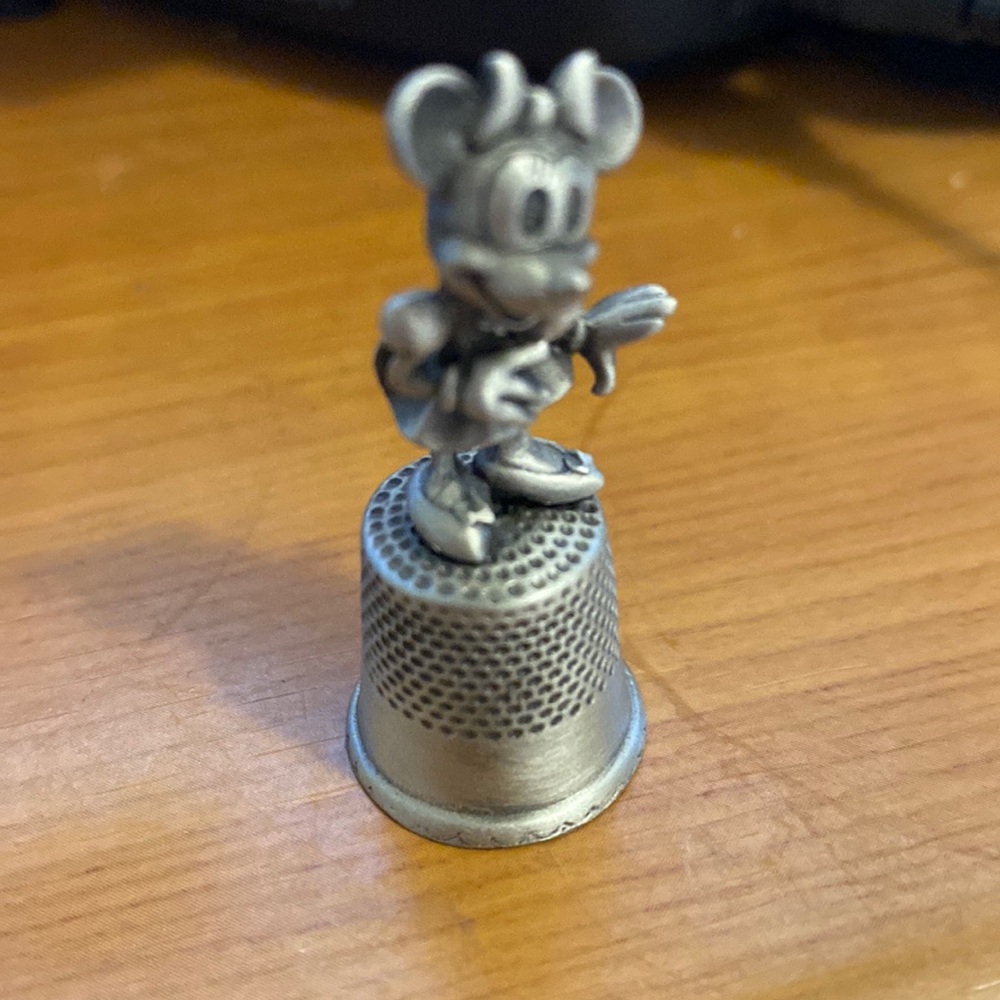 Minnie Mouse Pewter Thimble